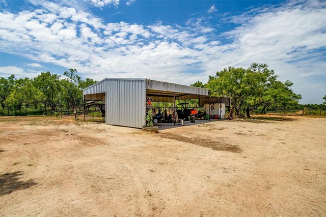 981 County Road 177, Lawn, TX 79530