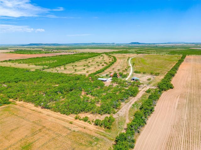 981 County Road 177, Lawn, TX 79530