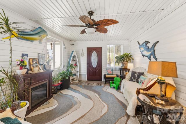 105 Merrywood Drive, Lenoir, NC 28645
