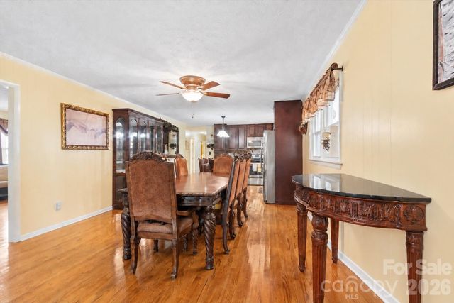 105 Merrywood Drive, Lenoir, NC 28645