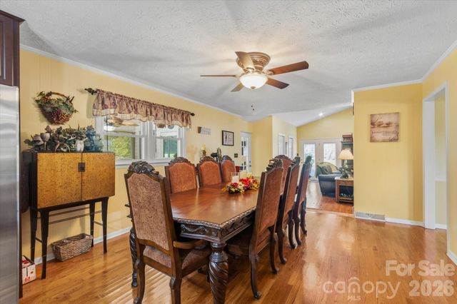 105 Merrywood Drive, Lenoir, NC 28645