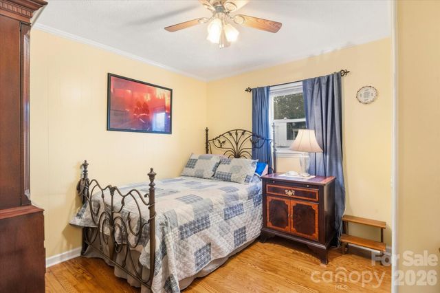 105 Merrywood Drive, Lenoir, NC 28645