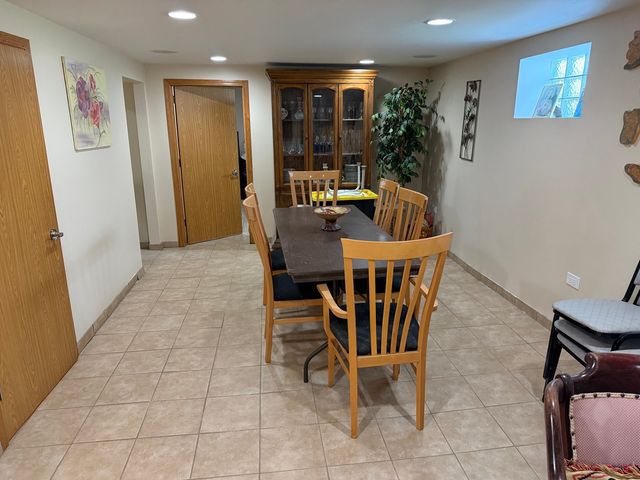3442 Prairie Avenue, Brookfield, IL 60513