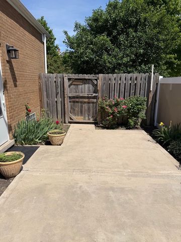 3442 Prairie Avenue, Brookfield, IL 60513