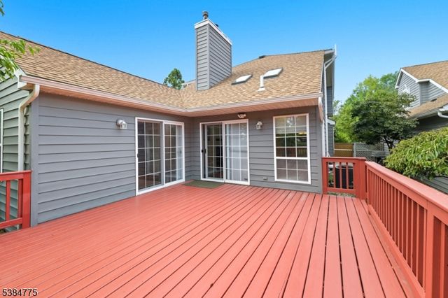 87 Fairway Blvd, Monroe Twp., NJ 08831