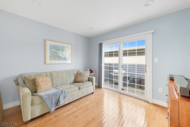 87 Fairway Blvd, Monroe Twp., NJ 08831