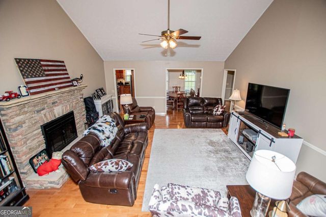 117 W Allison Circle, Carrollton, GA 30117