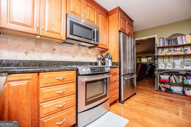 117 W Allison Circle, Carrollton, GA 30117