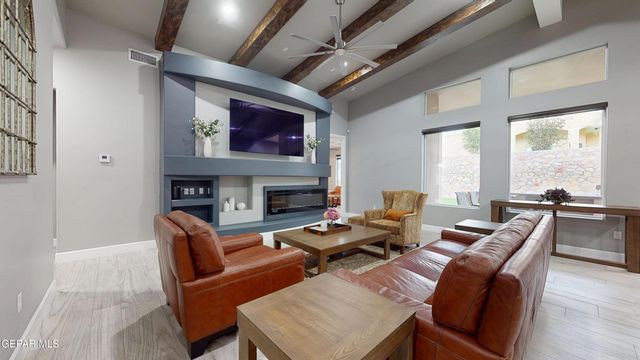 12273 CLIFTON HILL Road, El Paso, TX 79928