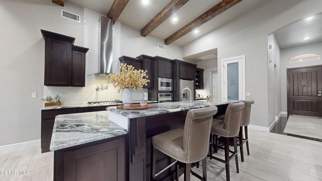 12273 CLIFTON HILL Road, El Paso, TX 79928