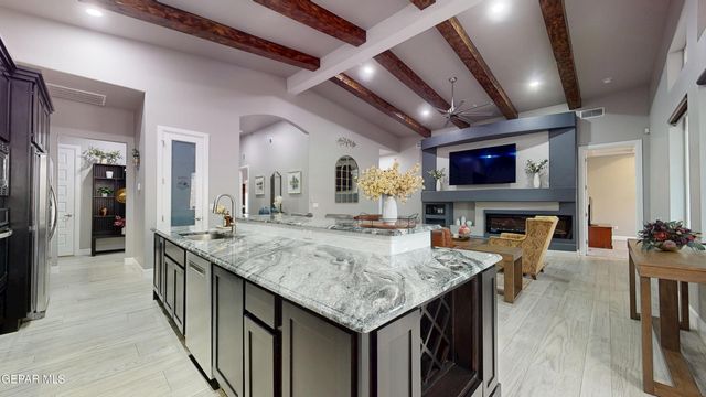 12273 CLIFTON HILL Road, El Paso, TX 79928