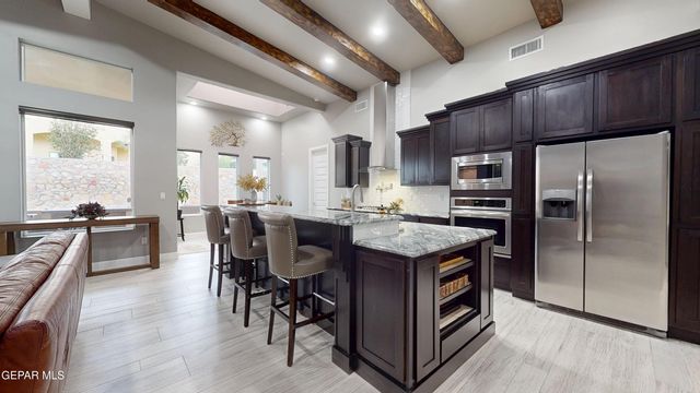 12273 CLIFTON HILL Road, El Paso, TX 79928