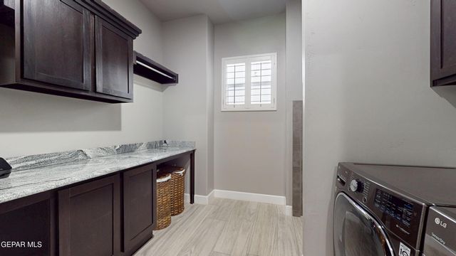 12273 CLIFTON HILL Road, El Paso, TX 79928