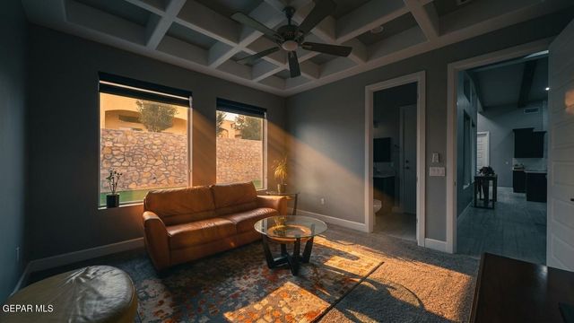 12273 CLIFTON HILL Road, El Paso, TX 79928