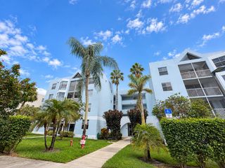 5962 Morningstar Circle 202, Delray Beach, FL 33484