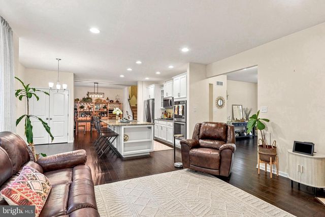 9 MIMOSA CT, Sicklerville, NJ 08081