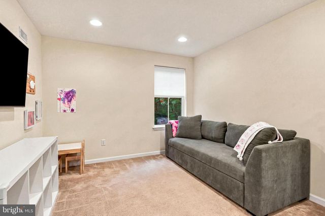 9 MIMOSA CT, Sicklerville, NJ 08081