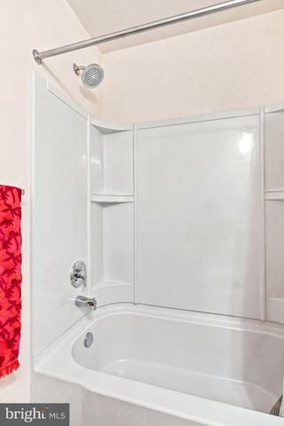 9 MIMOSA CT, Sicklerville, NJ 08081