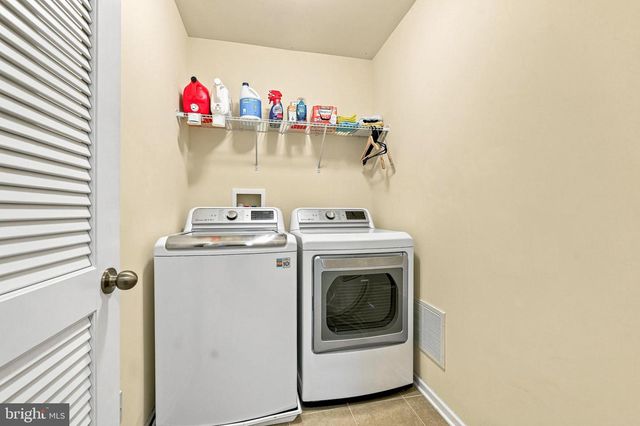 9 MIMOSA CT, Sicklerville, NJ 08081
