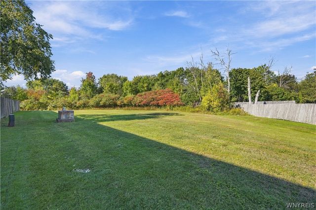 1372 Independence Drive, Evans, NY 14047