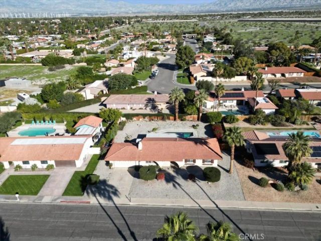 2250 Tamarisk, Palm Springs, CA 92262