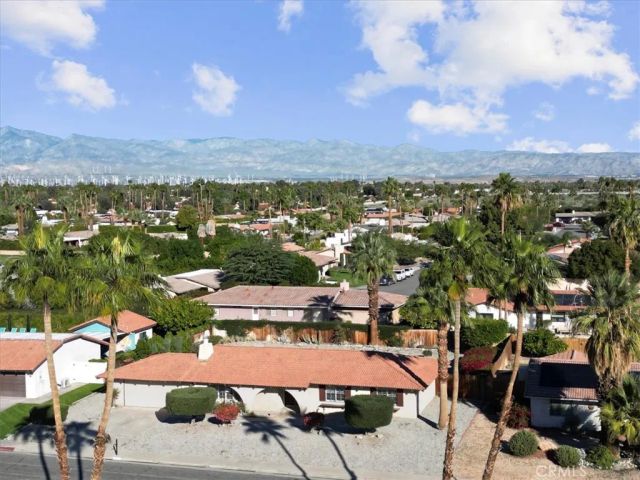 2250 Tamarisk, Palm Springs, CA 92262