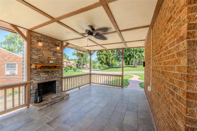 148 Marlow Dr, Penn Hills, PA 15235