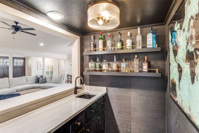 6318 Glennox Lane, Dallas, TX 75214