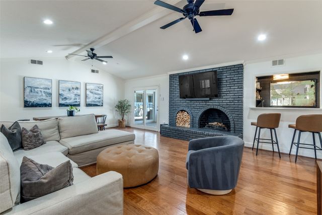 6318 Glennox Lane, Dallas, TX 75214