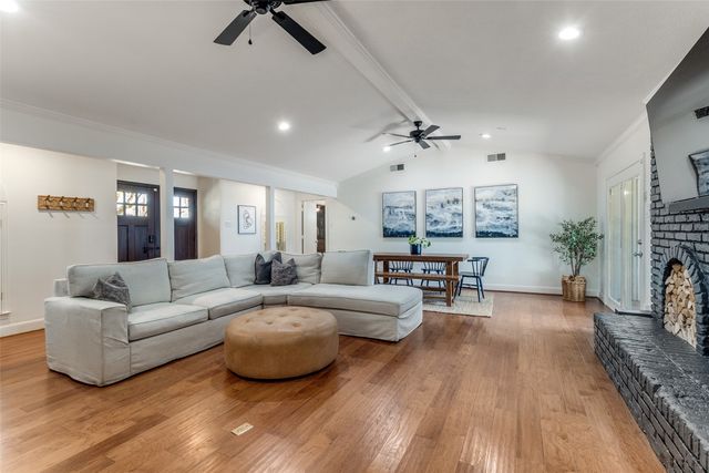 6318 Glennox Lane, Dallas, TX 75214