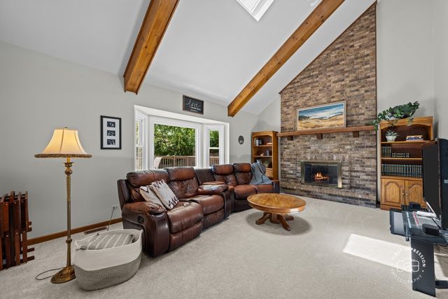 2440 Rio Grande Circle, Naperville, IL 60565