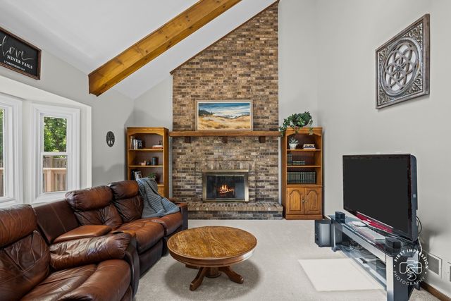 2440 Rio Grande Circle, Naperville, IL 60565