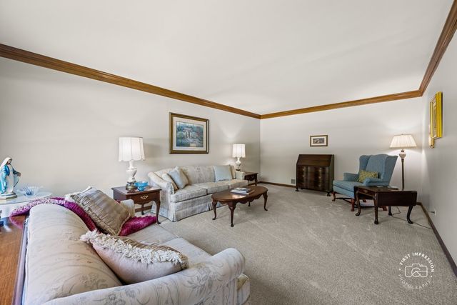 2440 Rio Grande Circle, Naperville, IL 60565