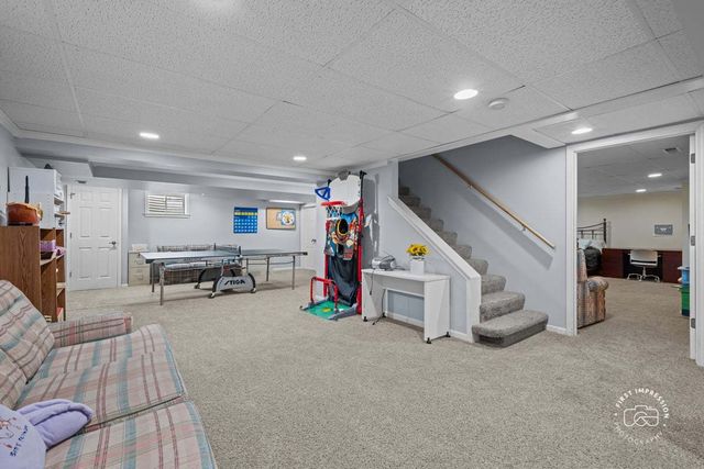 2440 Rio Grande Circle, Naperville, IL 60565