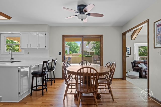 2440 Rio Grande Circle, Naperville, IL 60565