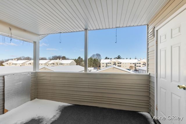 8510 Jasonville Court, Caledonia, MI 49316