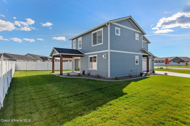 8386 W Splitrail Ave, Rathdrum, ID 83858