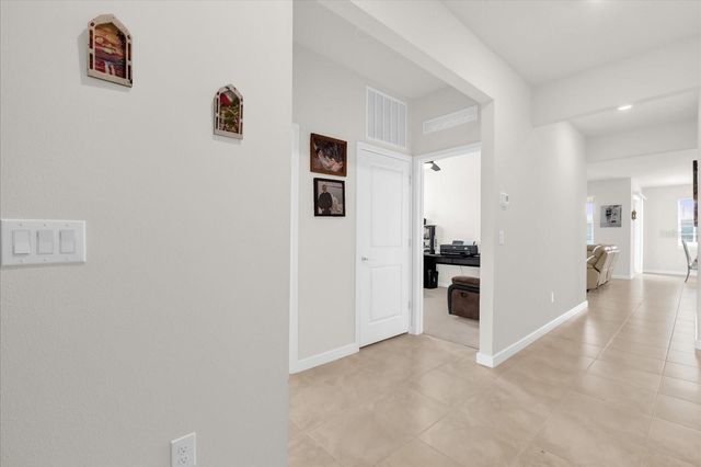 9491 SW 52ND LOOP, Ocala, FL 34481