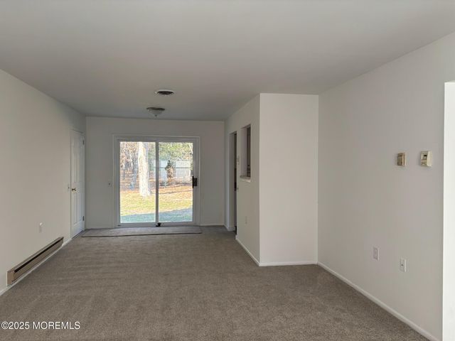 32 Constitution Boulevard, Whiting, NJ 08759