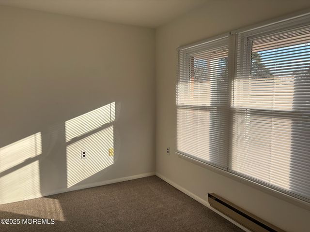 32 Constitution Boulevard, Whiting, NJ 08759