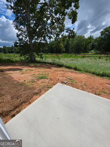 156 Charlotte Circle, Statham, GA 30666