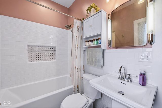 521 S Sale Street, Ellettsville, IN 47429