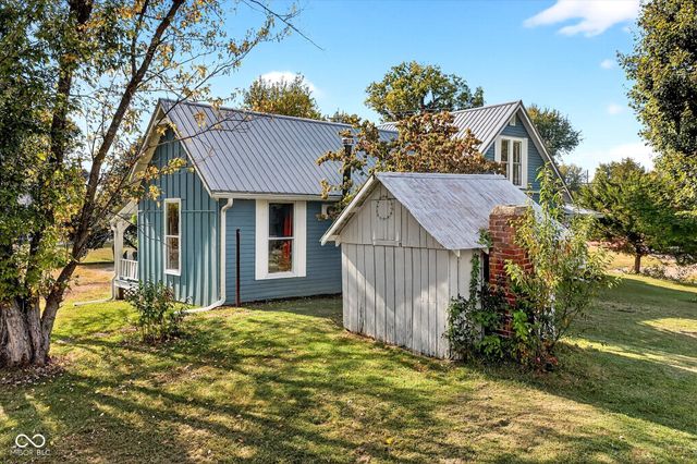 521 S Sale Street, Ellettsville, IN 47429