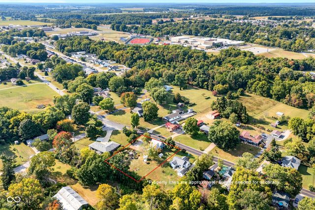 521 S Sale Street, Ellettsville, IN 47429