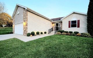 613 Lucky Trail, Mount Horeb, WI 53572