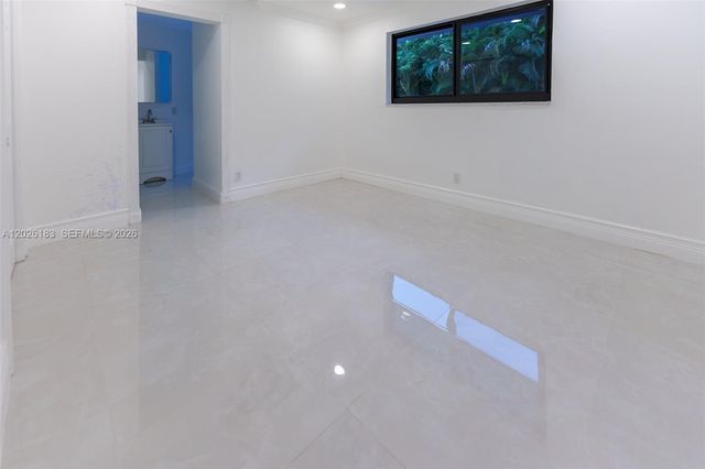 12200 NW 20th Ct, Plantation, FL 33323