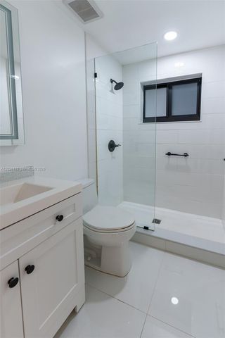 12200 NW 20th Ct, Plantation, FL 33323