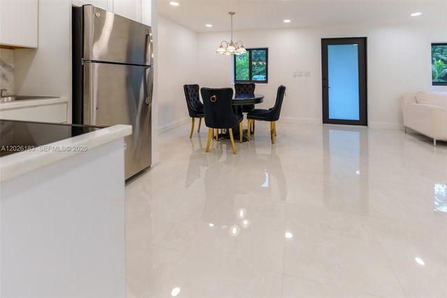 12200 NW 20th Ct, Plantation, FL 33323