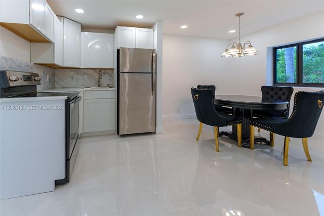 12200 NW 20th Ct, Plantation, FL 33323