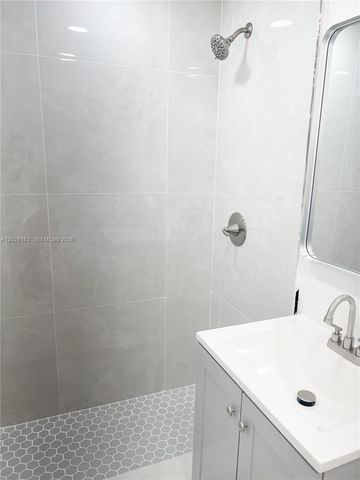 12200 NW 20th Ct, Plantation, FL 33323